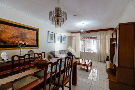 Sala de casa à venda com 3 quartos, 180m² em Parque Edu Chaves, São Paulo