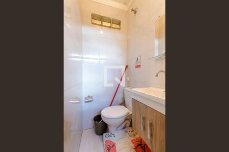 Casa à venda com 180m², 3 quartos e 3 vagasBanheiro Cômodo Reversível