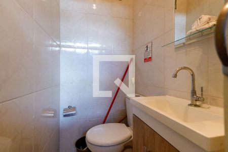 Casa à venda com 180m², 3 quartos e 3 vagasBanheiro Cômodo Reversível