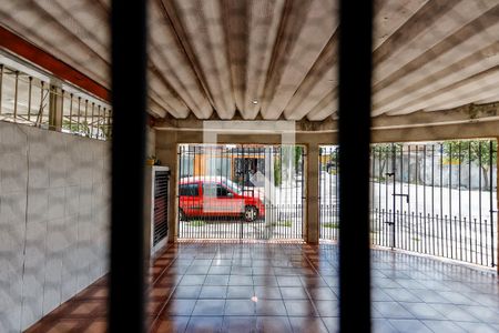 Vista de casa à venda com 3 quartos, 180m² em Parque Edu Chaves, São Paulo