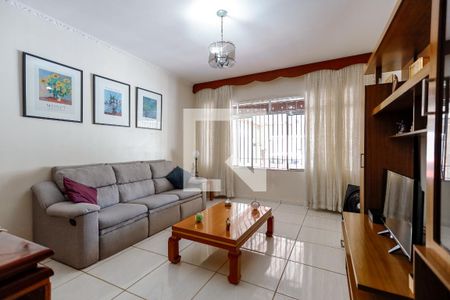 Sala de casa à venda com 3 quartos, 180m² em Parque Edu Chaves, São Paulo