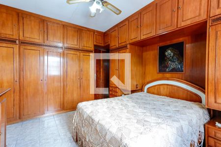 Casa à venda com 180m², 3 quartos e 3 vagasSuíte