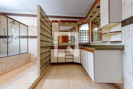 Casa à venda com 180m², 3 quartos e 3 vagasBanheiro da Suíte