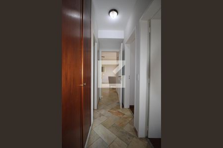 Corredor de apartamento à venda com 3 quartos, 96m² em Nova Campinas, Campinas