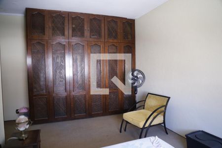 Casa para alugar com 200m², 4 quartos e 3 vagasSuíte