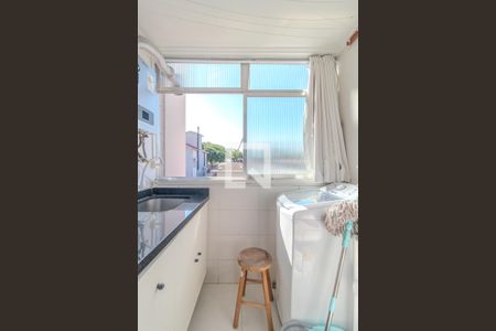 Apartamento à venda com 61m², 2 quartos e 1 vagaCozinha e Área de Serviço