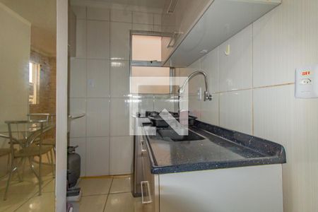 Cozinha e Área de Serviço de apartamento à venda com 2 quartos, 38m² em Mato Grande, Canoas