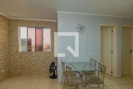 Sala de apartamento à venda com 2 quartos, 38m² em Mato Grande, Canoas