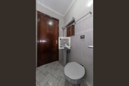 Casa à venda com 145m², 3 quartos e 2 vagas Casa à venda com 145m², 3 quartos e 2 vagasBanheiro Social