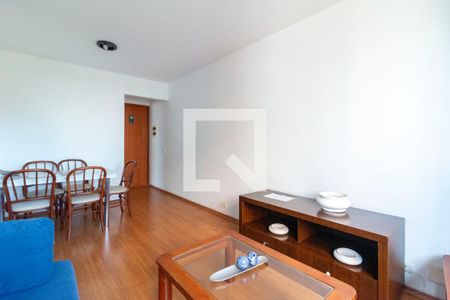 Sala de apartamento para alugar com 2 quartos, 52m² em Itaquera, São Paulo