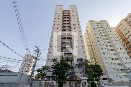 Apartamento para alugar com 65m², 2 quartos e 1 vaga Apartamento para alugar com 65m², 2 quartos e 1 vagaFachada