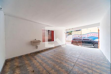 Garagem de casa para alugar com 1 quarto, 60m² em Jardim Santo André, Santo André