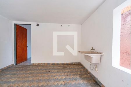 Área de Serviço de casa para alugar com 1 quarto, 60m² em Jardim Santo André, Santo André