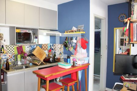 Apartamento à venda com 40m², 1 quarto e 1 vagaSala / Cozinha