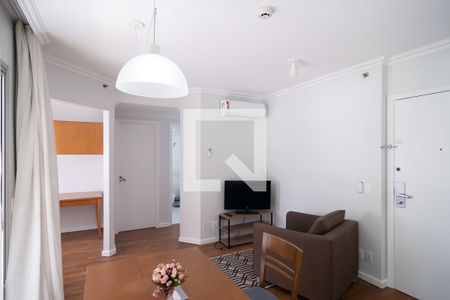 Sala / Cozinha de apartamento para alugar com 1 quarto, 45m² em Consolação, São Paulo