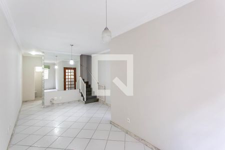 Sala de casa de condomínio para alugar com 3 quartos, 72m² em Jardim Atlântico, Belo Horizonte