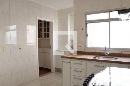 Apartamento para alugar com 150m², 3 quartos e 2 vagasCozinha