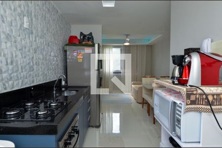 Apartamento à venda com 43m², 2 quartos e 1 vagaCozinha - Área de serviço