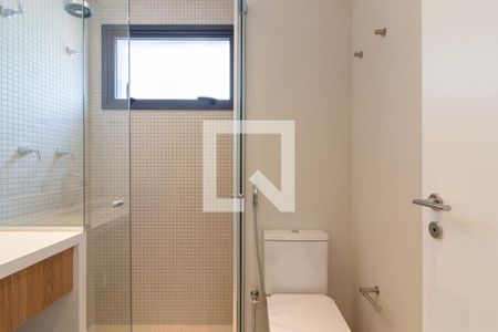 Apartamento à venda com 140m², 2 quartos e 3 vagas Apartamento à venda com 140m², 2 quartos e 3 vagasBanheiro Suíte 2