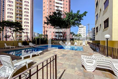 Piscina de apartamento à venda com 3 quartos, 70m² em Cambuci, São Paulo