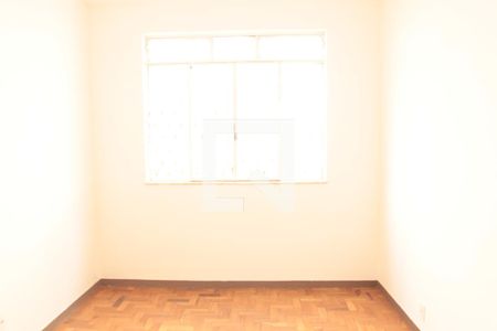 sala de apartamento para alugar com 1 quarto, 38m² em Horto, Belo Horizonte