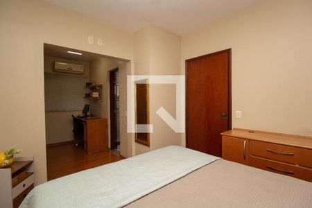 Suíte de casa à venda com 3 quartos, 120m² em Parque São Domingos, São Paulo