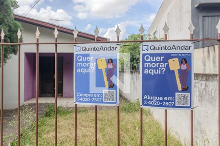 Casa à venda com 80m², 2 quartos e 1 vaga Casa à venda com 80m², 2 quartos e 1 vagaFachada-Instalação de Plaquinhas