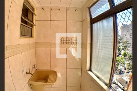 Apartamento para alugar com 60m², 2 quartos e 1 vagaÁrea de Serviço