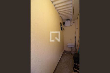 Casa de condomínio para alugar com 30m², 1 quarto e sem vaga Casa de condomínio para alugar com 30m², 1 quarto e sem vagaÁrea de Serviço