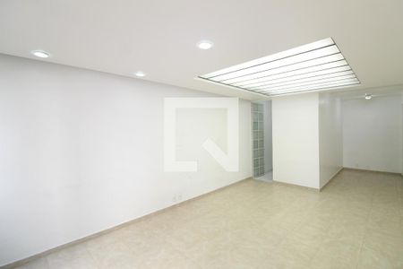 Sala de kitnet/studio para alugar com 0 quarto, 25m² em Copacabana, Rio de Janeiro