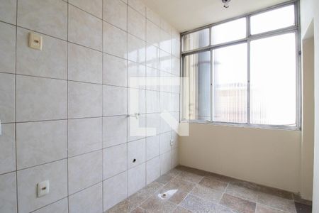 Apartamento para alugar com 68m², 2 quartos e sem vagaCozinha