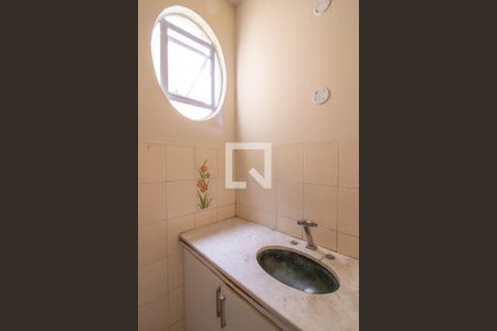 Apartamento para alugar com 68m², 2 quartos e sem vagaBanheiro