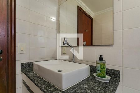 Apartamento para alugar com 70m², 2 quartos e 1 vaga Apartamento para alugar com 70m², 2 quartos e 1 vagaBanheiro