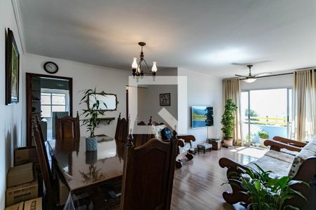 Apartamento para alugar com 70m², 2 quartos e 1 vaga Apartamento para alugar com 70m², 2 quartos e 1 vagaSala de Jantar