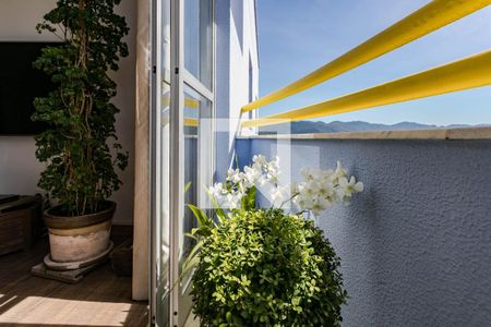 Apartamento para alugar com 70m², 2 quartos e 1 vaga Apartamento para alugar com 70m², 2 quartos e 1 vagaVaranda