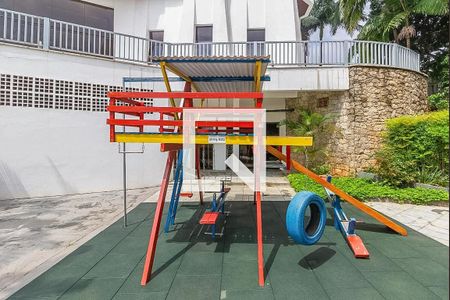 Apartamento para alugar com 165m², 4 quartos e 3 vagas Apartamento para alugar com 165m², 4 quartos e 3 vagasÁrea comum - Playground