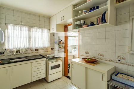 Apartamento à venda com 89m², 4 quartos e 2 vagasCozinha