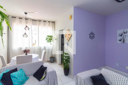 Sala de apartamento à venda com 2 quartos, 60m² em Santa Efigênia, Belo Horizonte