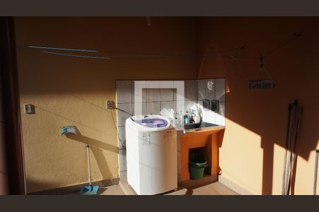 Casa à venda com 303m², 4 quartos e 4 vagasQuintal