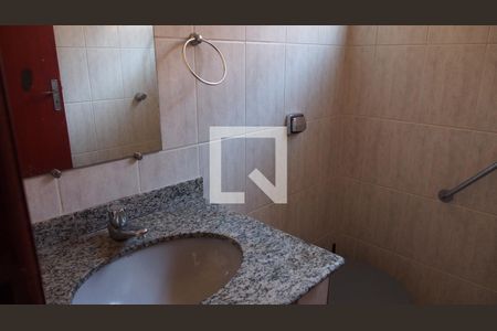 Casa à venda com 303m², 4 quartos e 4 vagasBanheiro da Edícula