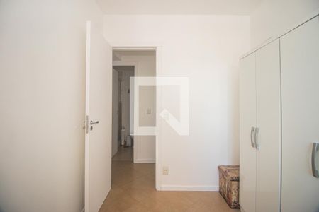 Quarto 1 de apartamento à venda com 3 quartos, 65m² em Vila Ipiranga, Porto Alegre