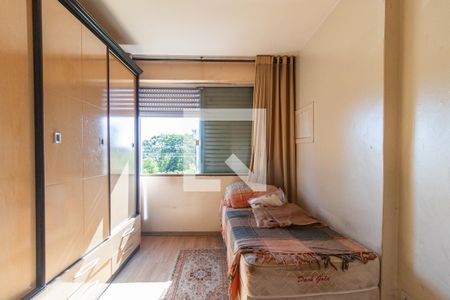 Quarto de apartamento à venda com 1 quarto, 48m² em Cristal, Porto Alegre