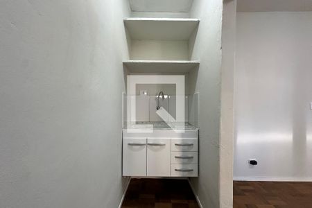 Cozinha de kitnet/studio para alugar com 1 quarto, 25m² em Perdizes, São Paulo