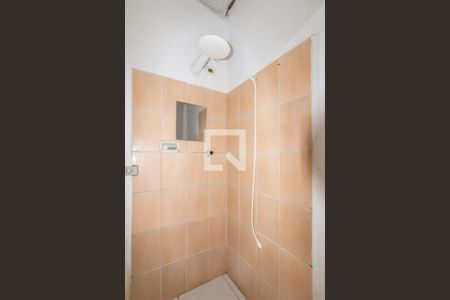 Banheiro  de casa de condomínio para alugar com 1 quarto, 800m² em Jardim Cocaia, Guarulhos