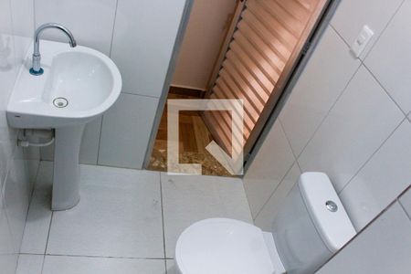Casa para alugar com 64m², 2 quartos e sem vagaBanheiro