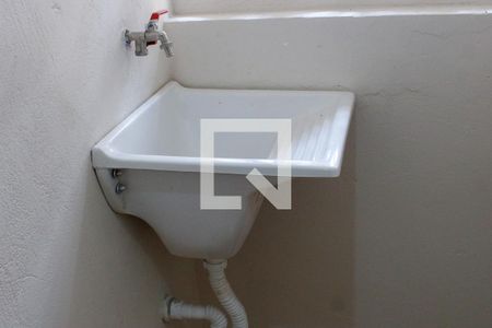 Casa para alugar com 64m², 2 quartos e sem vagaDetalhe da área de serviço