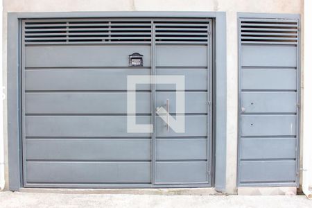 Casa para alugar com 64m², 2 quartos e sem vagaFachada