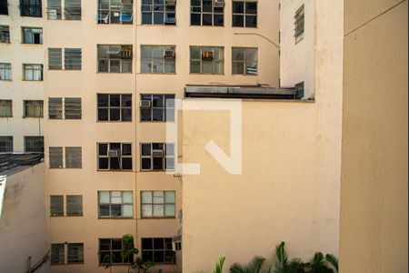 Apartamento à venda com 37m², 1 quarto e 1 vaga Apartamento à venda com 37m², 1 quarto e 1 vagaVista da Varanda da Sala