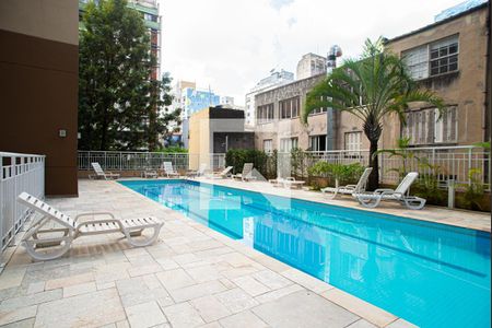 Apartamento à venda com 37m², 1 quarto e 1 vaga Apartamento à venda com 37m², 1 quarto e 1 vagaÁrea comum - Piscina