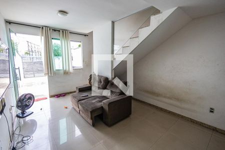 Sala de casa à venda com 2 quartos, 70m² em Canaã, Belo Horizonte